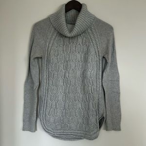 Banana Republic Cable Knit Tunic Sweater